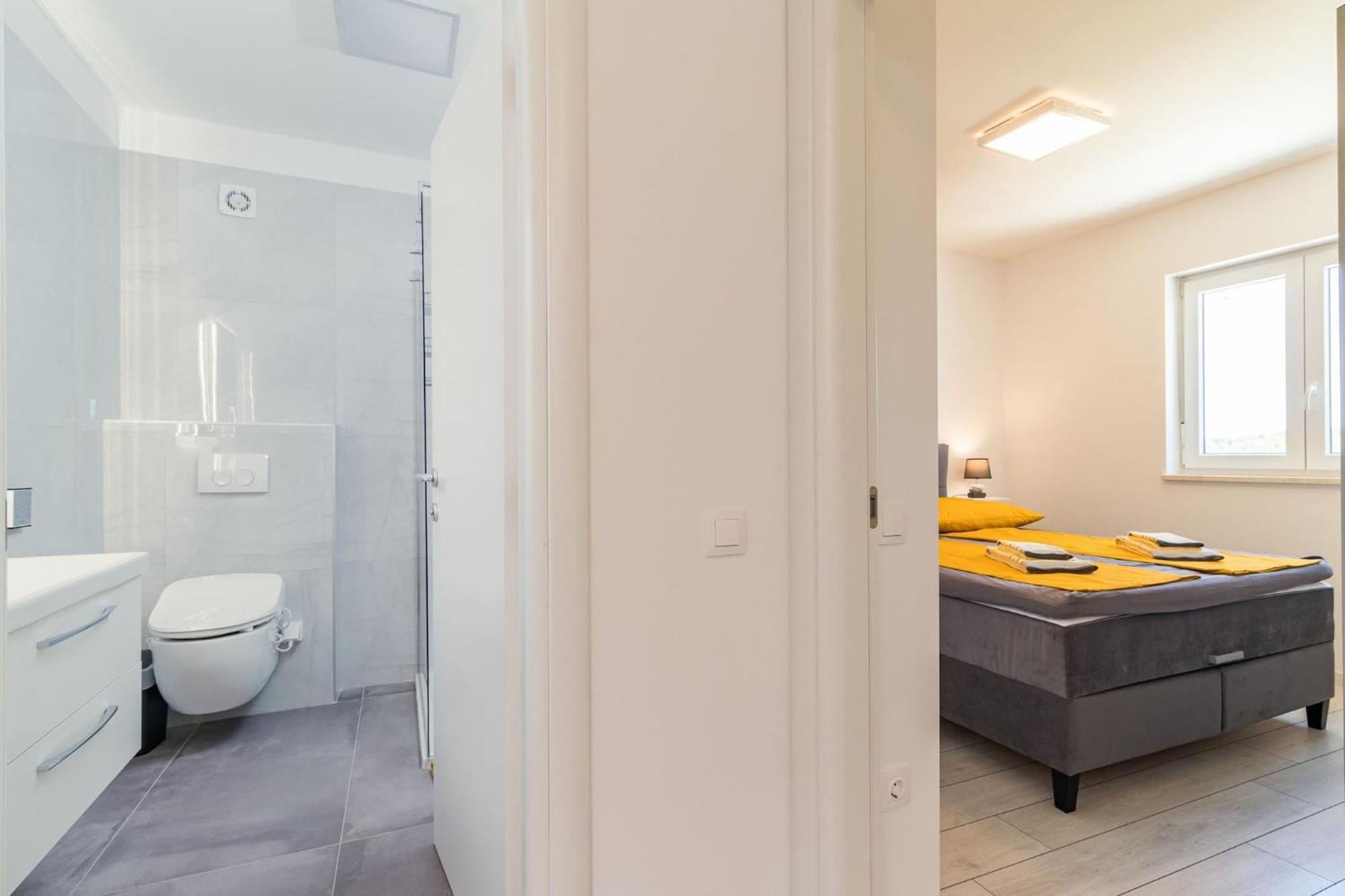 Penthouse Apartment Sax Медулин Экстерьер фото